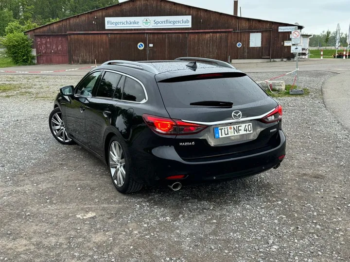 Mazda 6