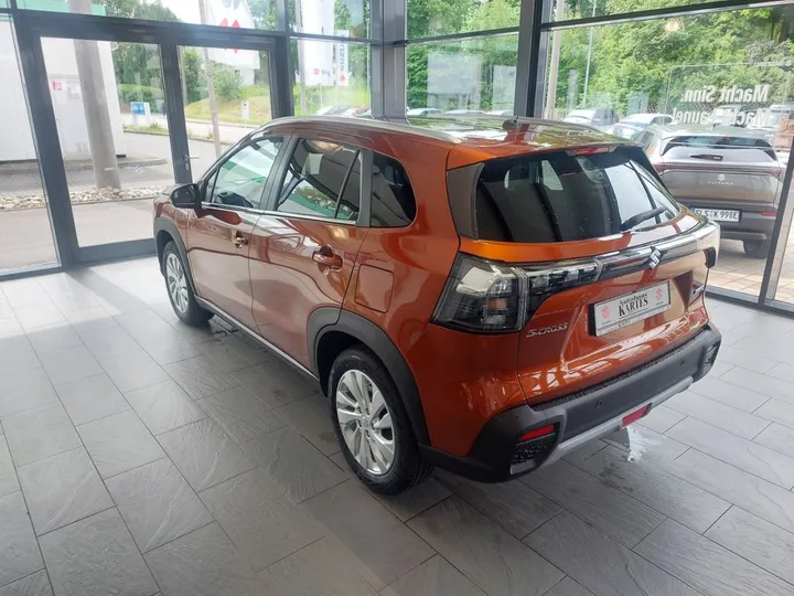 Suzuki (SX4) S-Cross