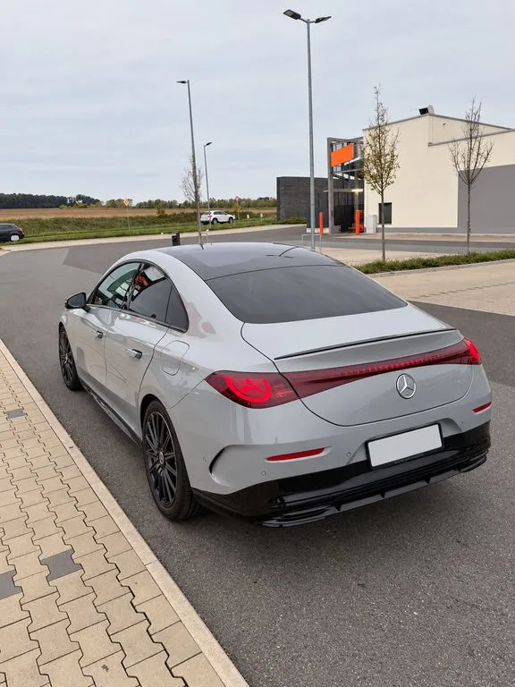 Mercedes-Benz CLA 220