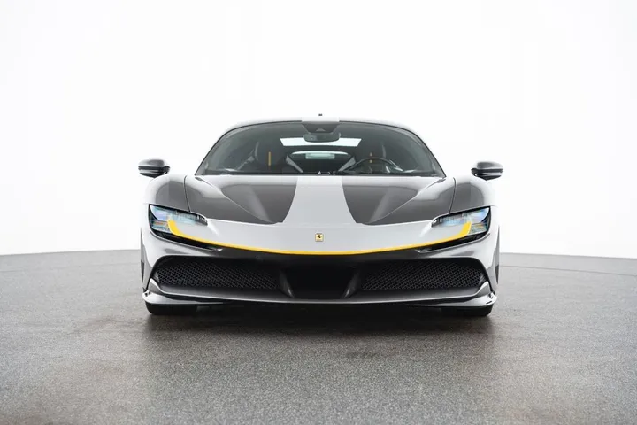 Ferrari SF90