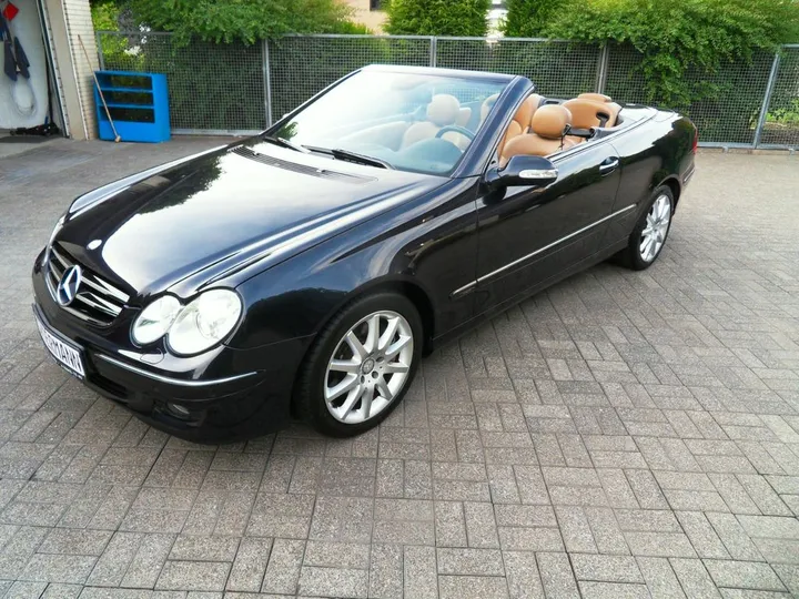 Mercedes-Benz CLK 320