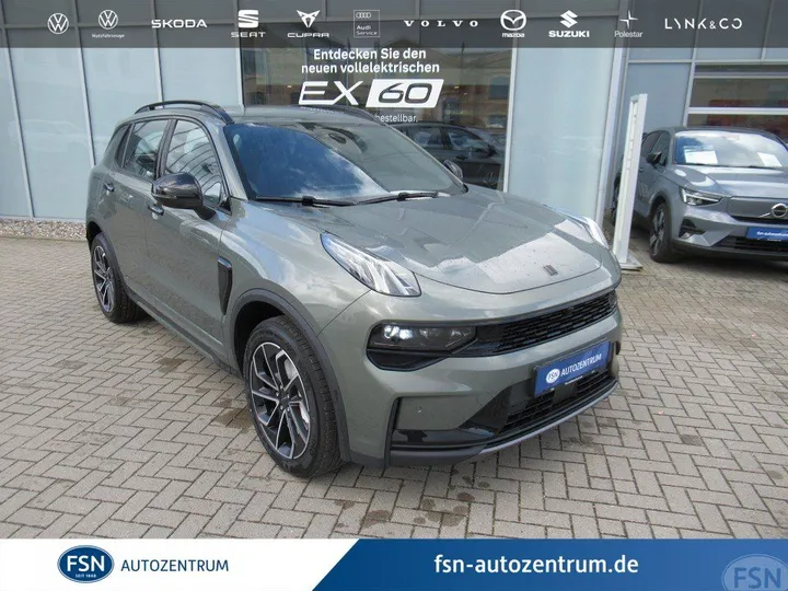 Lynk&Co 01