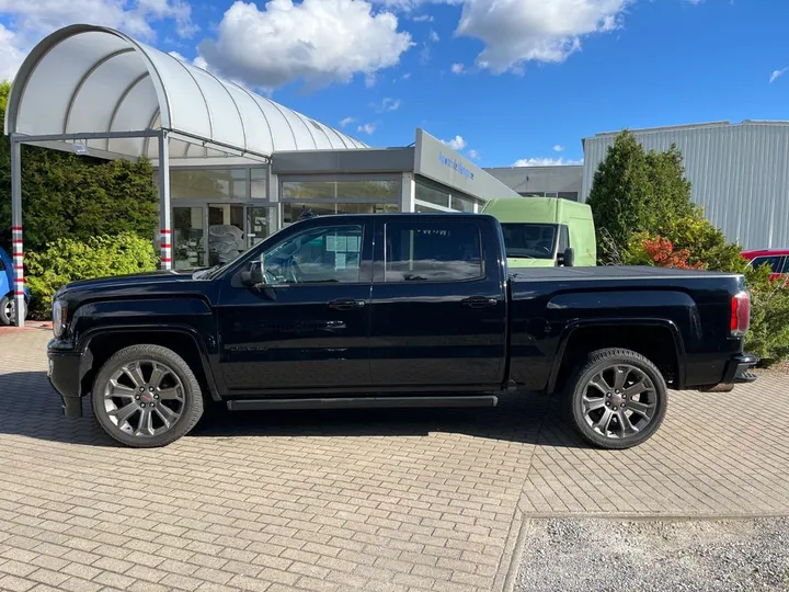 GMC Sierra