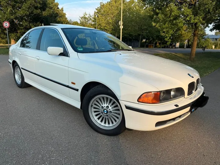 BMW 520