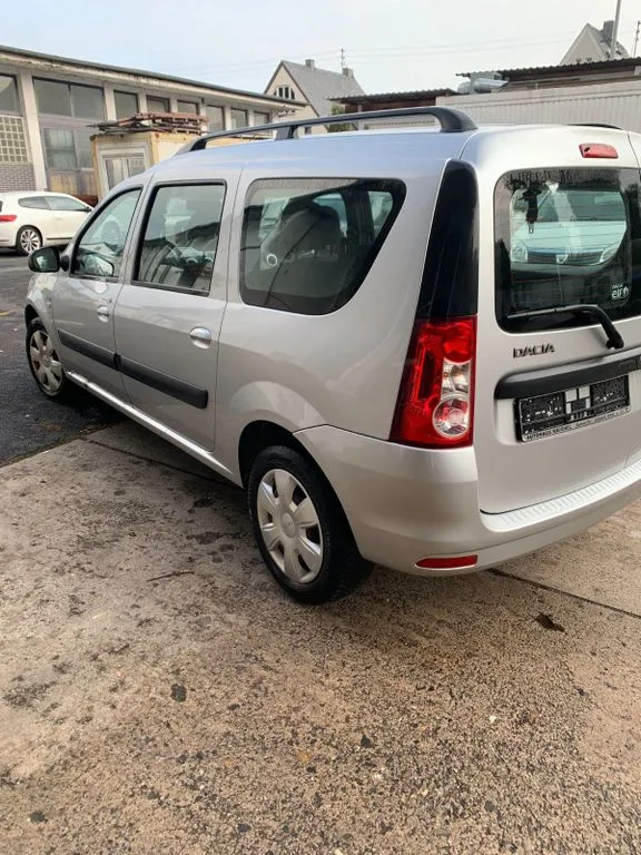 Dacia Logan