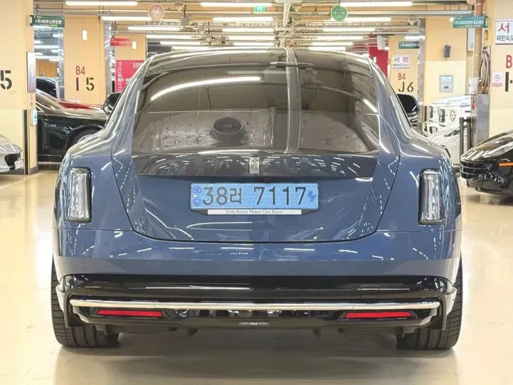 Rolls-Royce Spectre