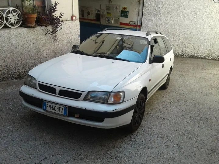 Toyota Carina