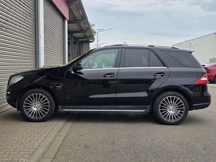 Mercedes-Benz ML 350