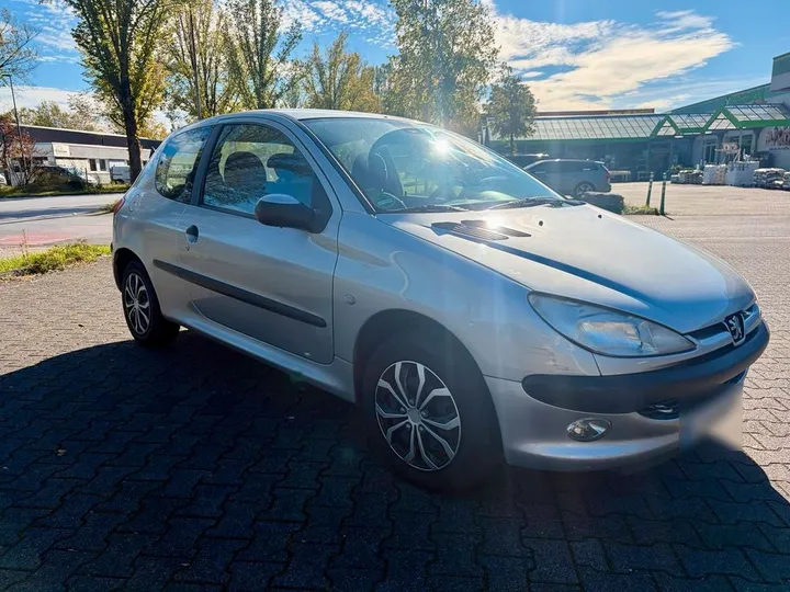 Peugeot 206