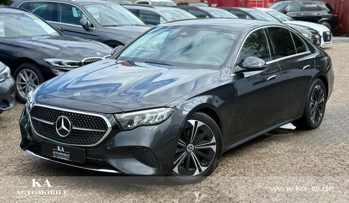 Mercedes-Benz E 220