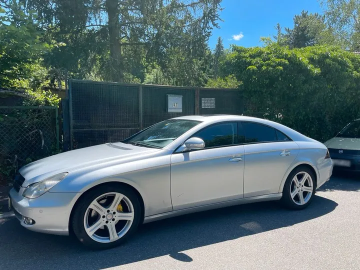 Mercedes-Benz CLS 320