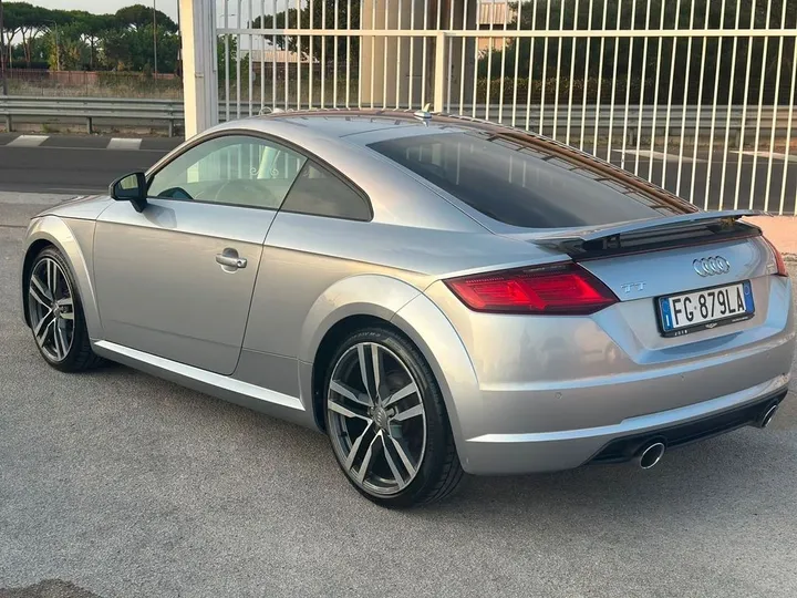 Audi TT