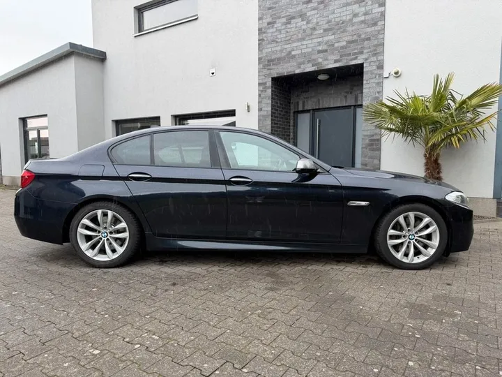 BMW 550