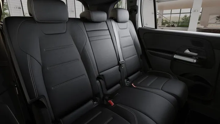 Mercedes-Benz GLB 180