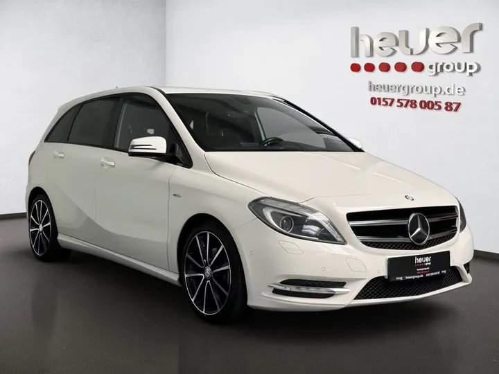 Mercedes-Benz B 200