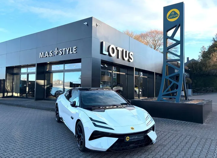Lotus Emeya