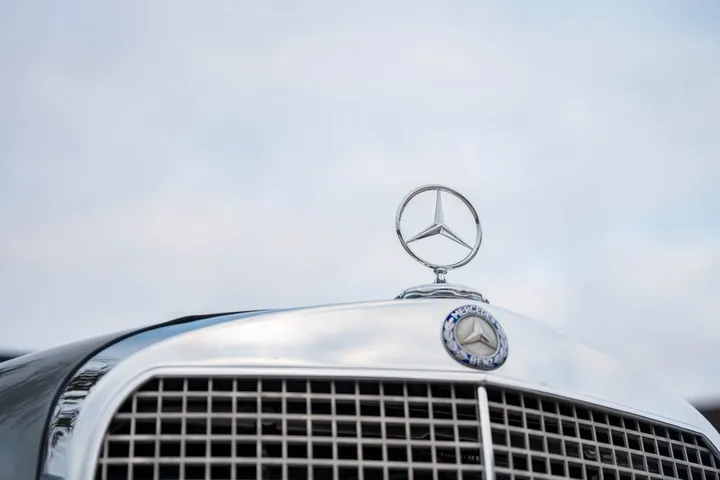 Mercedes-Benz 280