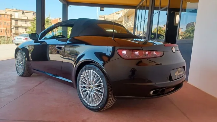 Alfa Romeo Spider