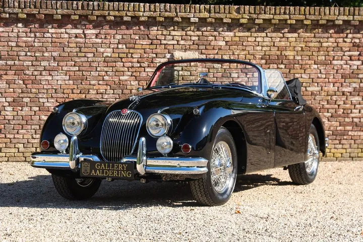 Jaguar XK