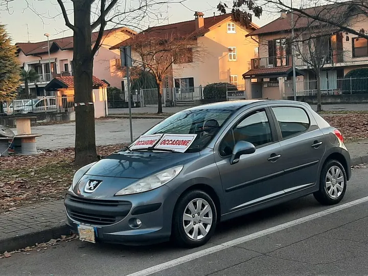 Peugeot 207
