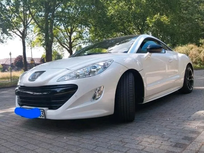 Peugeot RCZ