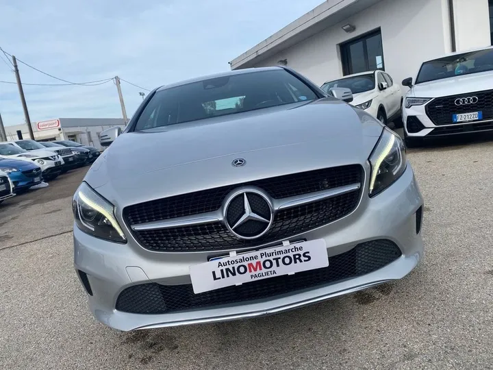 Mercedes-Benz A 180