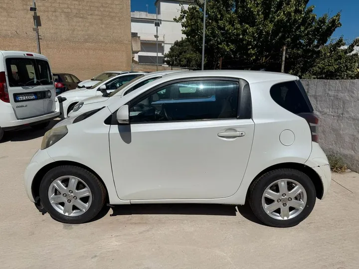 Toyota IQ
