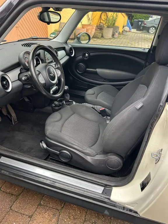 MINI ONE