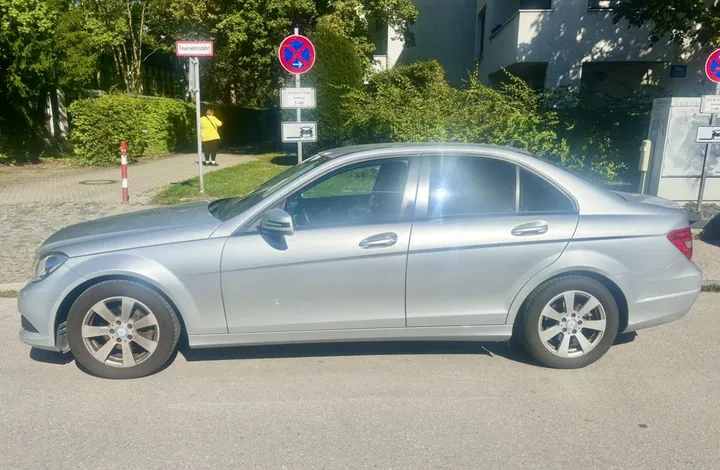 Mercedes-Benz C 180