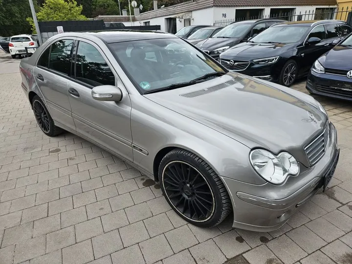 Mercedes-Benz C 180