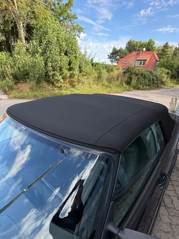Saab 900