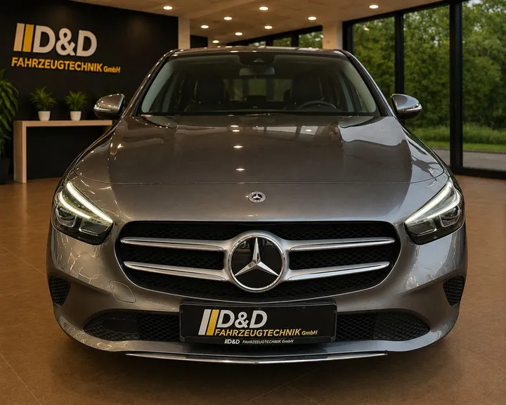 Mercedes-Benz B 200