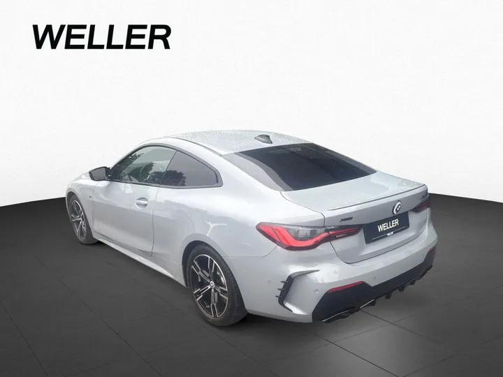 BMW M440
