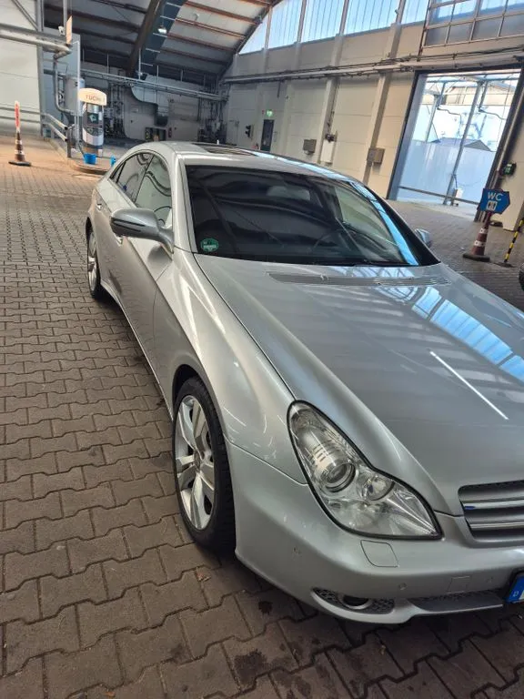 Mercedes-Benz 280