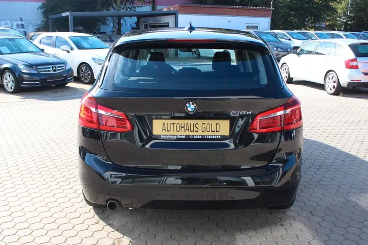 BMW 218