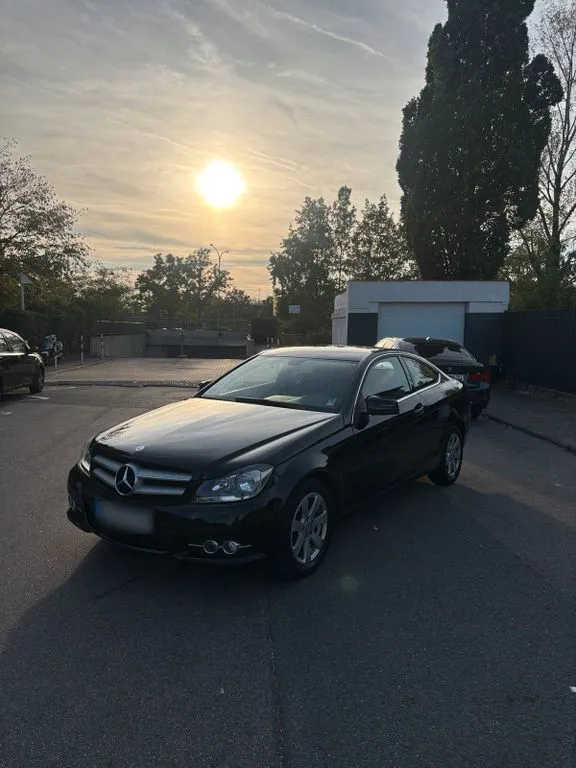 Mercedes-Benz C 180