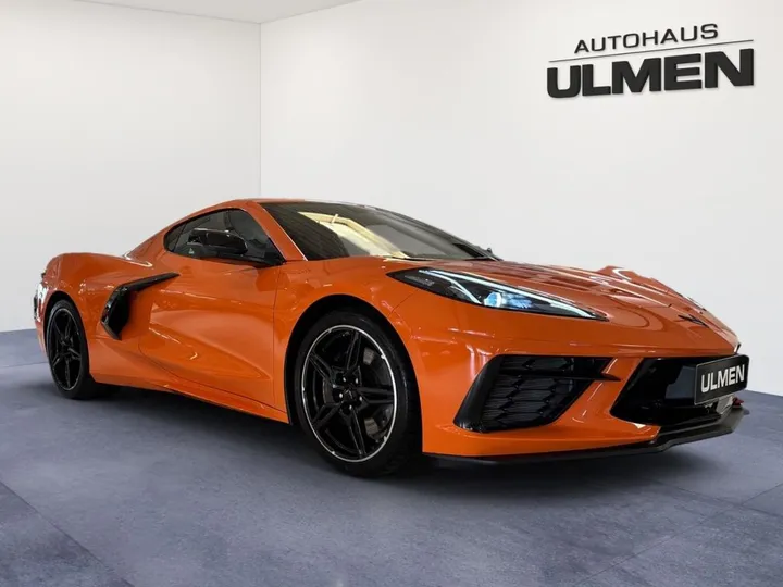 Corvette C8
