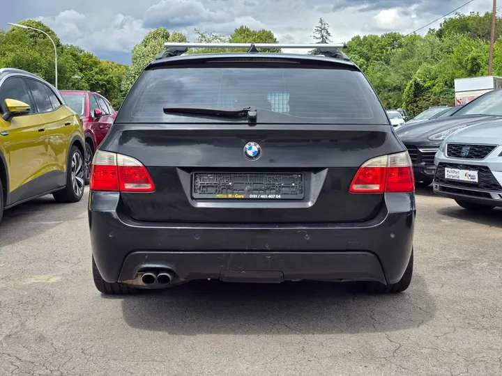 BMW 525
