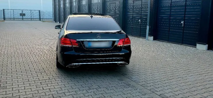 Mercedes-Benz E 250