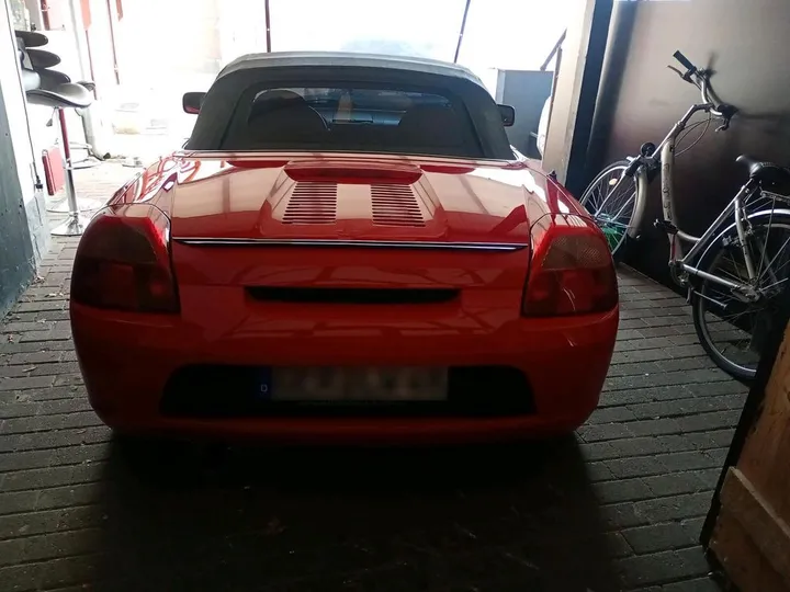 Toyota MR 2