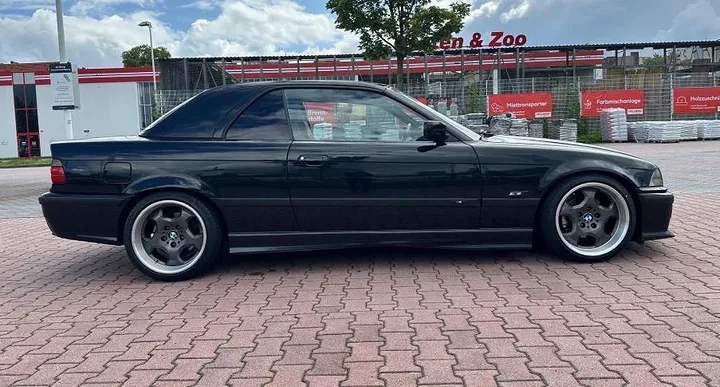BMW 325