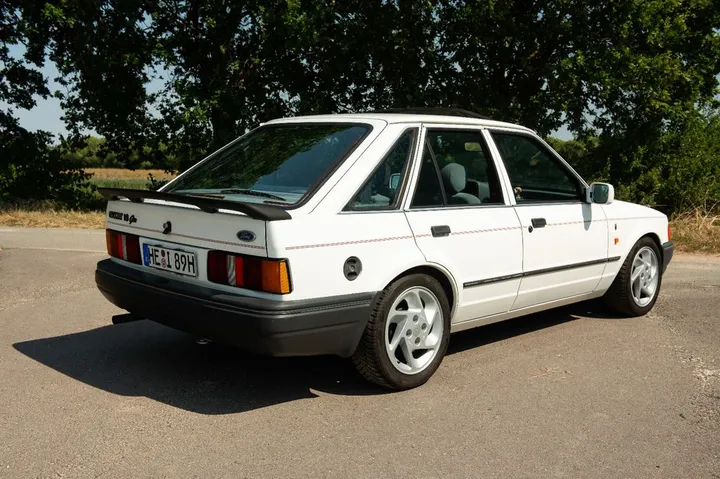 Ford Escort