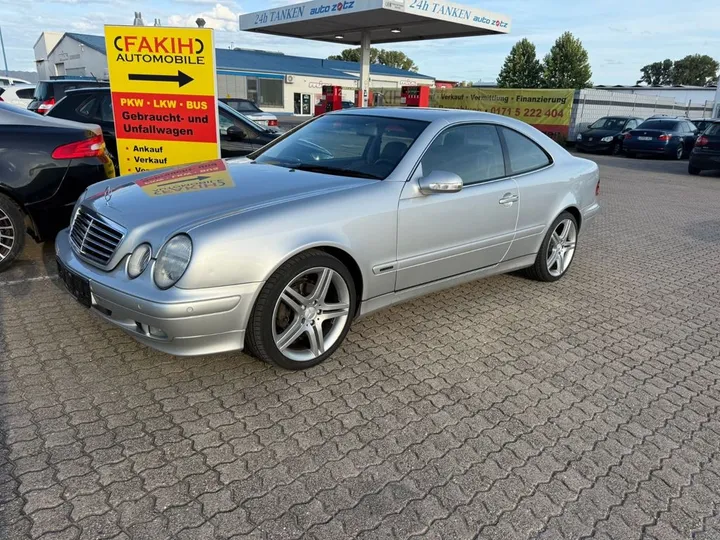 Mercedes-Benz CLK 230