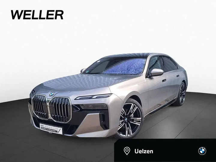 BMW 740