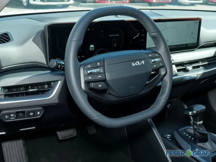 Kia K4