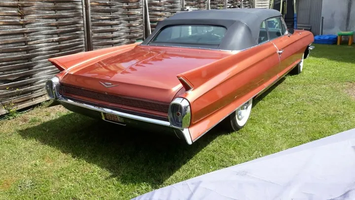 Cadillac Deville