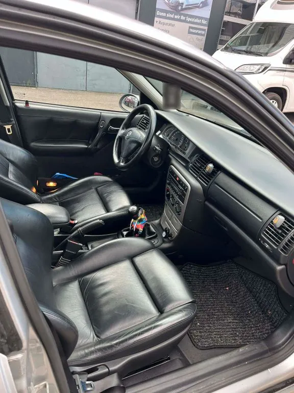 Opel Vectra