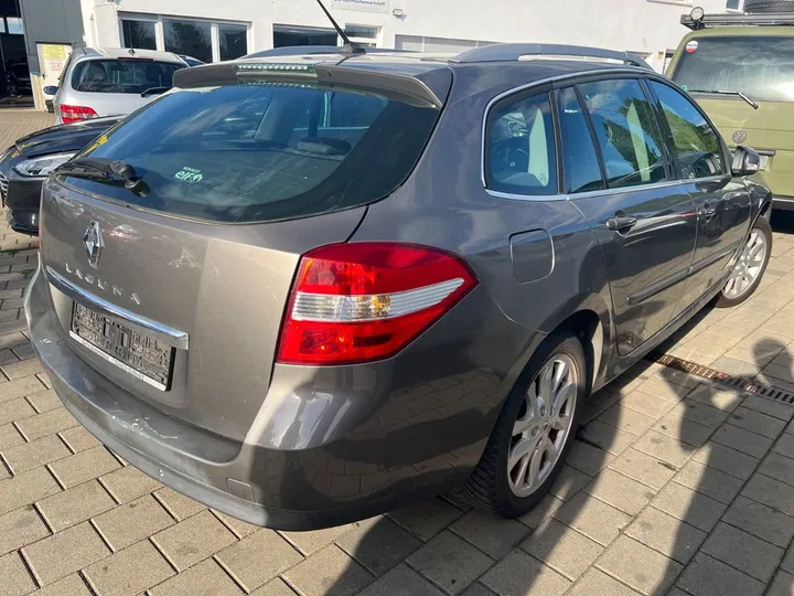 Renault Laguna