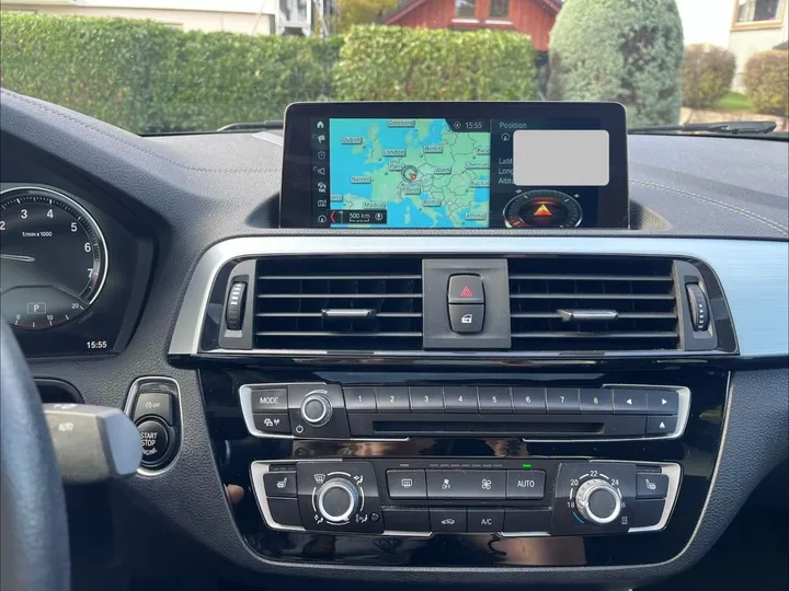 BMW 220