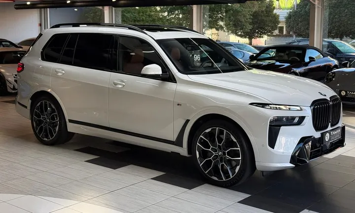 BMW X7